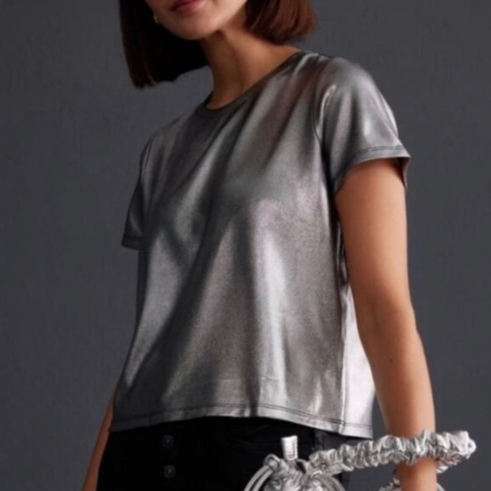 Anthropologie Women's Silver and Grey T-shirt